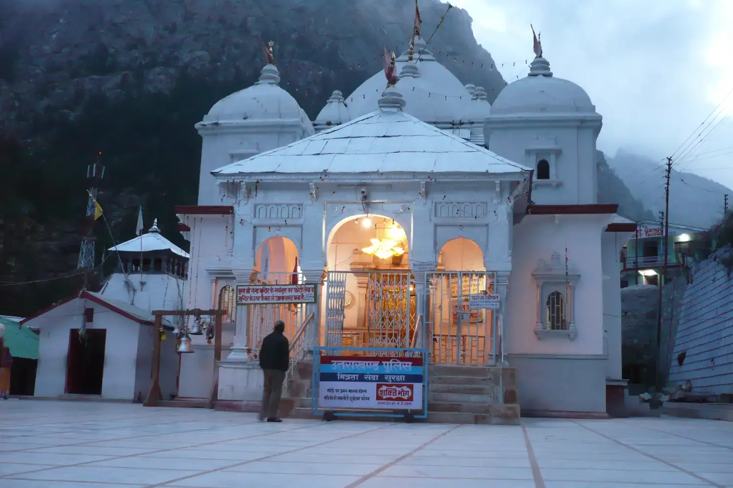 Gangotri Temple Image