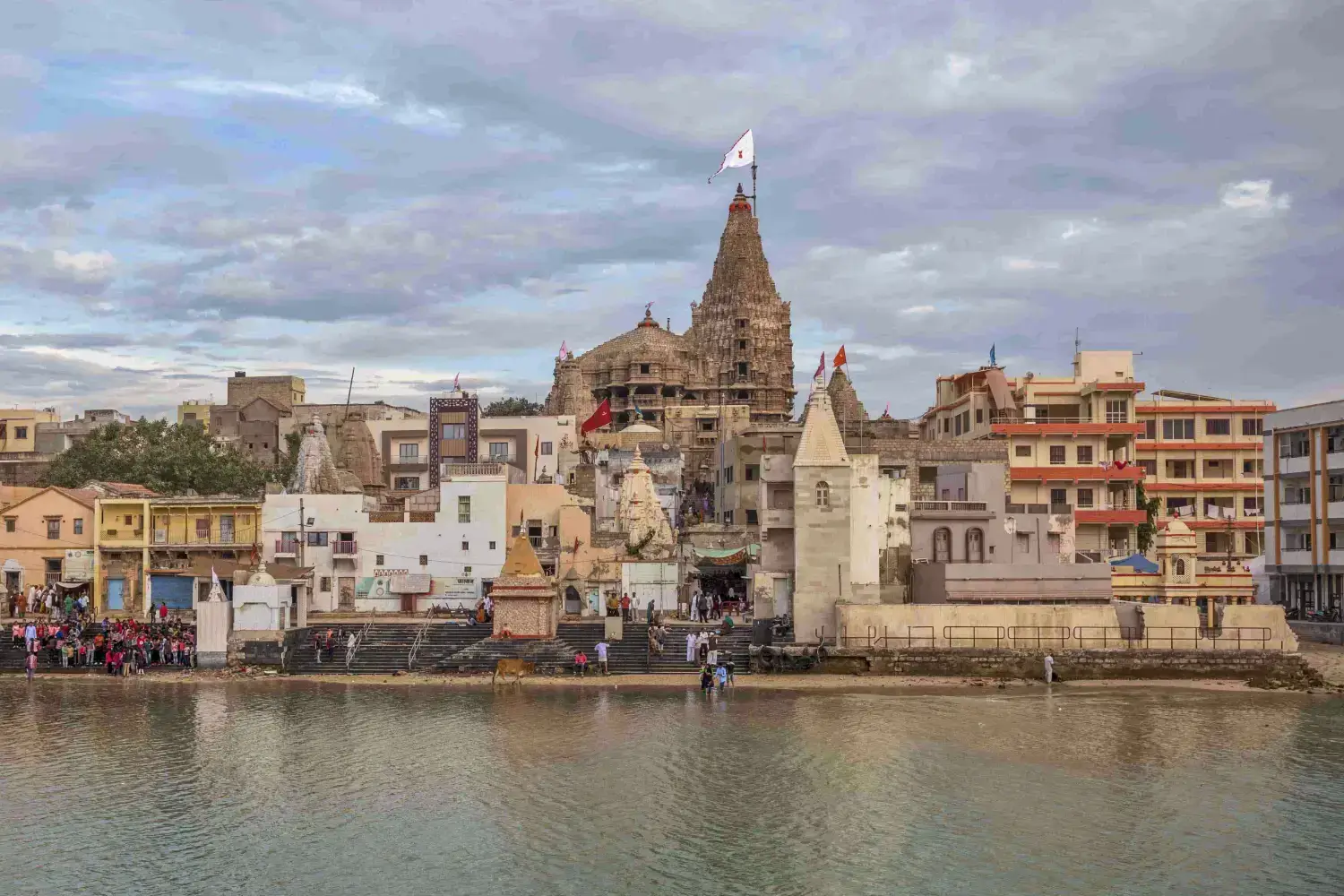 Dwarkaddheesh Temple