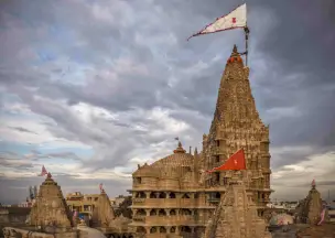 Dwarkaddhees Temple